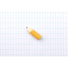 Monochromatiques - pin's crayon